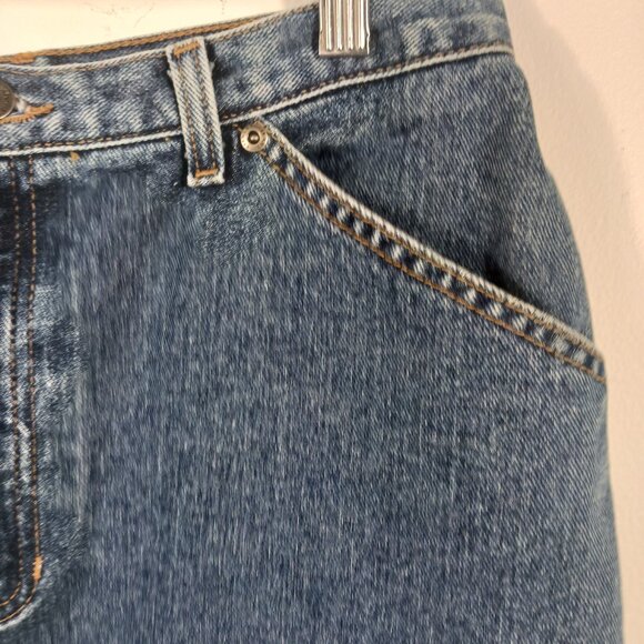 Liz Claiborne Size 10 Denim Skirt, Fray Hem, Zip Fly, Western, Casual, Classic - Picture 8 of 16